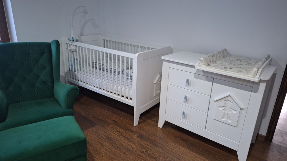 Zestaw łóżeczko niemowlęce plus przewijak