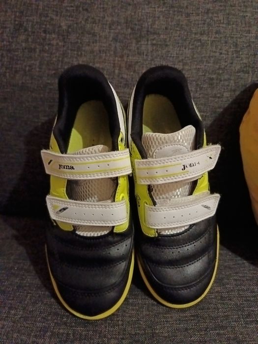 Vende se sapatilhas de Futsal nr.34