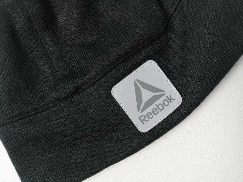 Новая шапка reebok оригинал