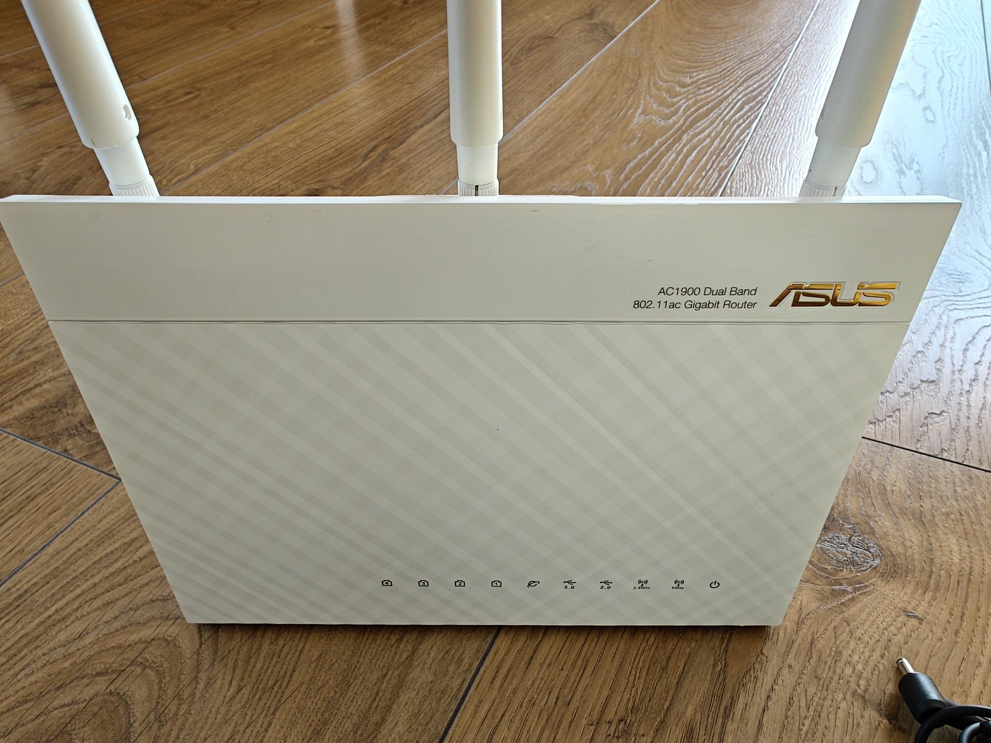 Router Asus AC68U White