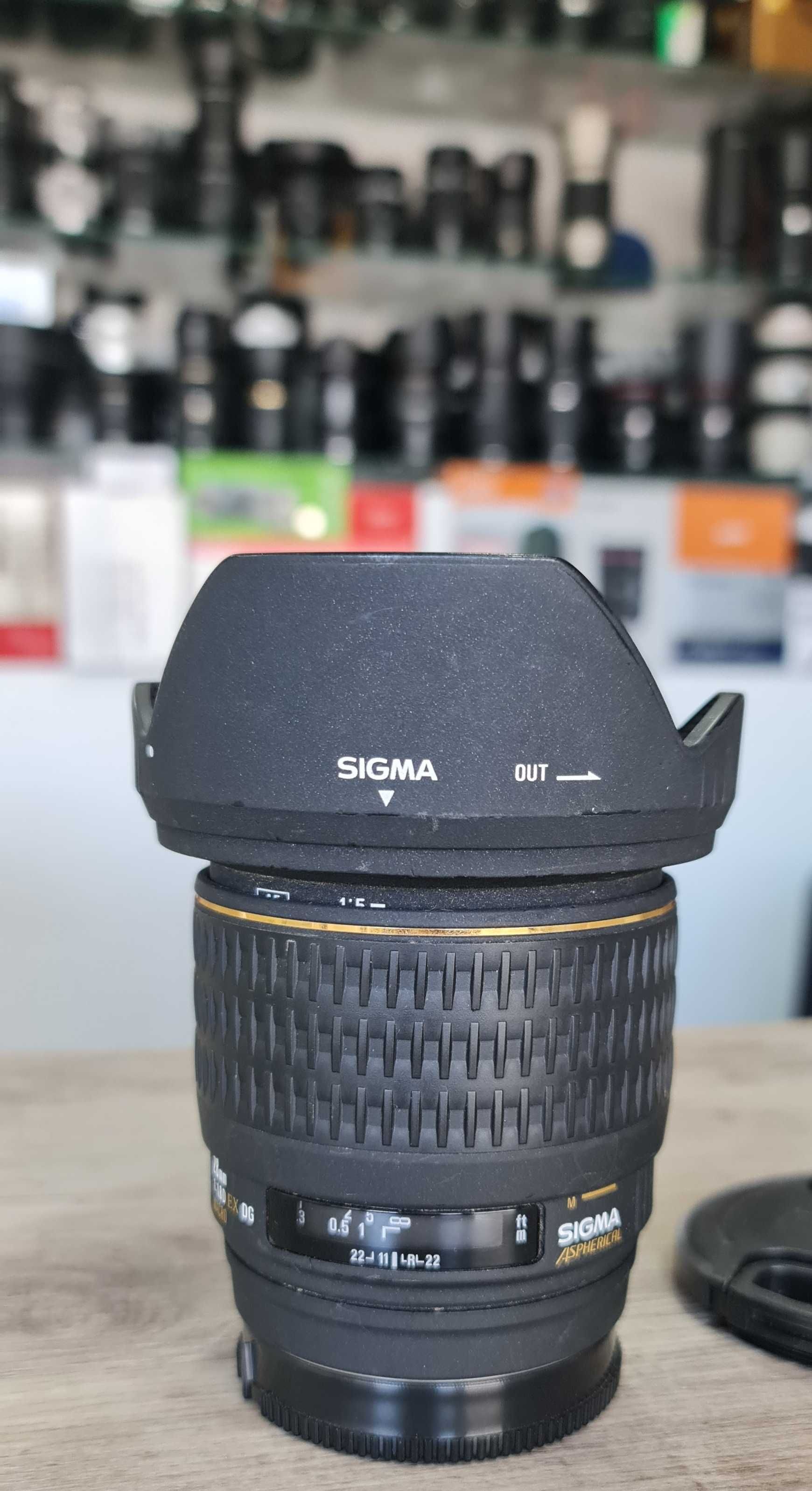 Sony / Sigma 28mm 1.8D para Sony A-Mount em extado excelente