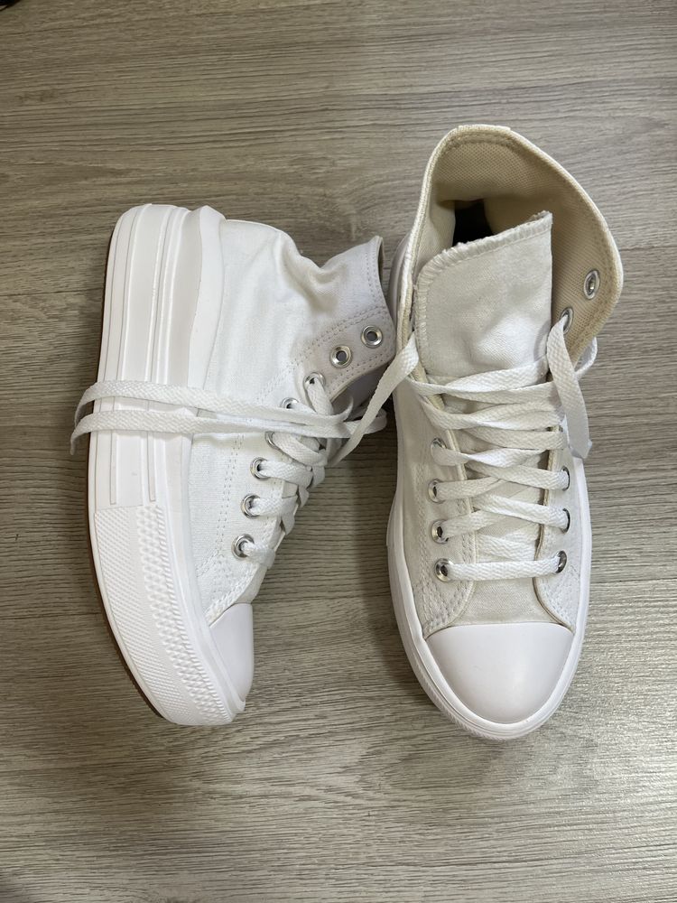 Оригінальні кеди Converse
