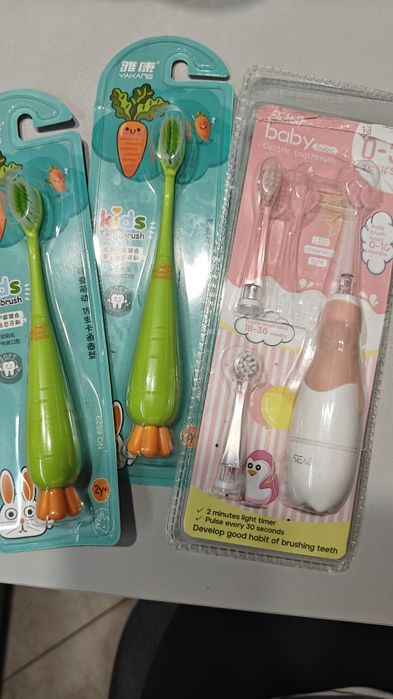 Дитяча зубна щітка 0 - 3  роки Seago Baby sonic та ECOLIFE
