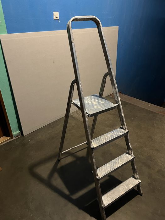 Drabinka aluminiowa 4 stopniowa