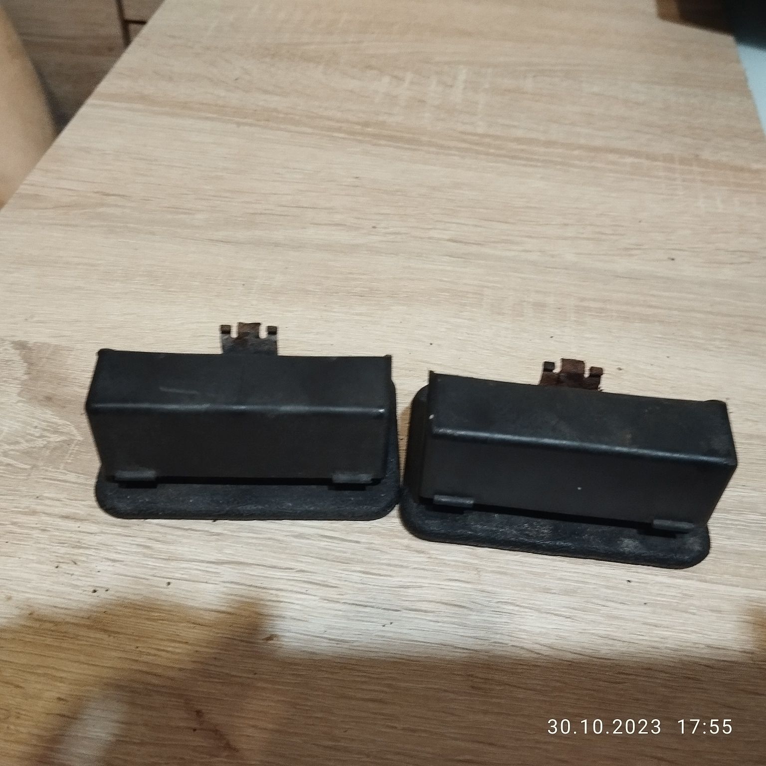 Fiat 125p Polonez popielniczki stan bdb