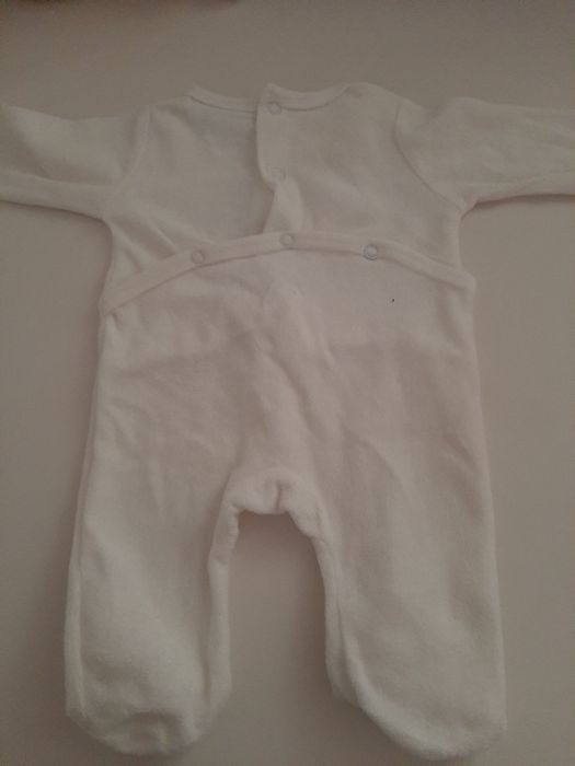 Roupa de bebé 0 a 3 meses