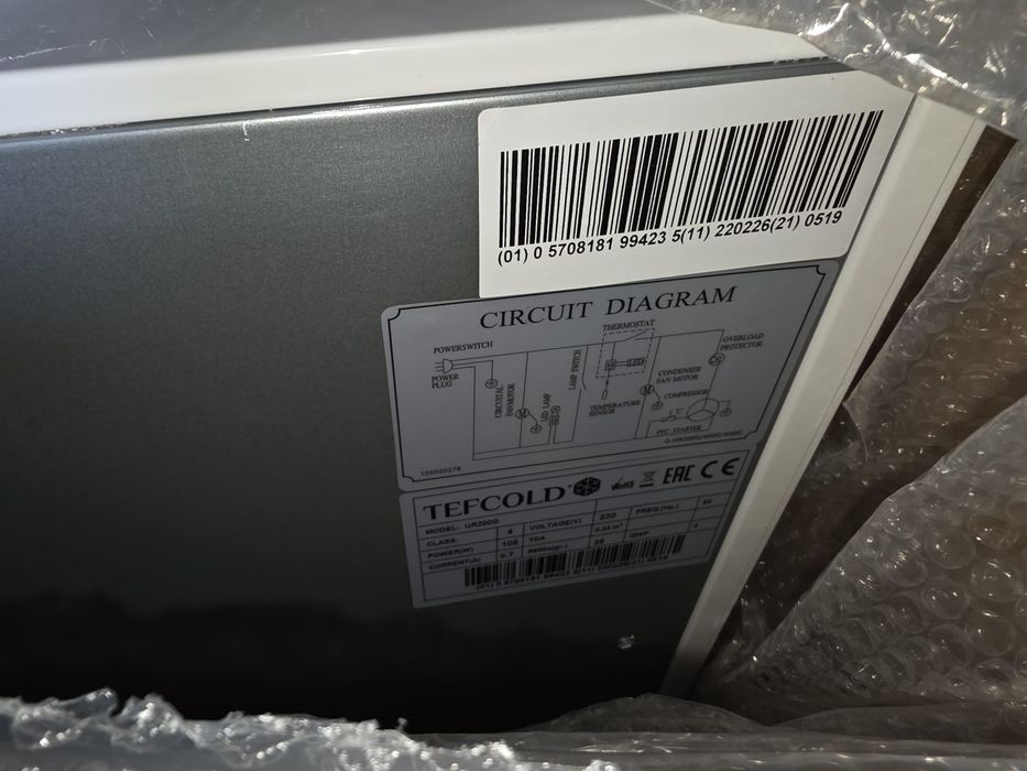 Lodówka chłodnicza TEFCOLD model - UR 200 G