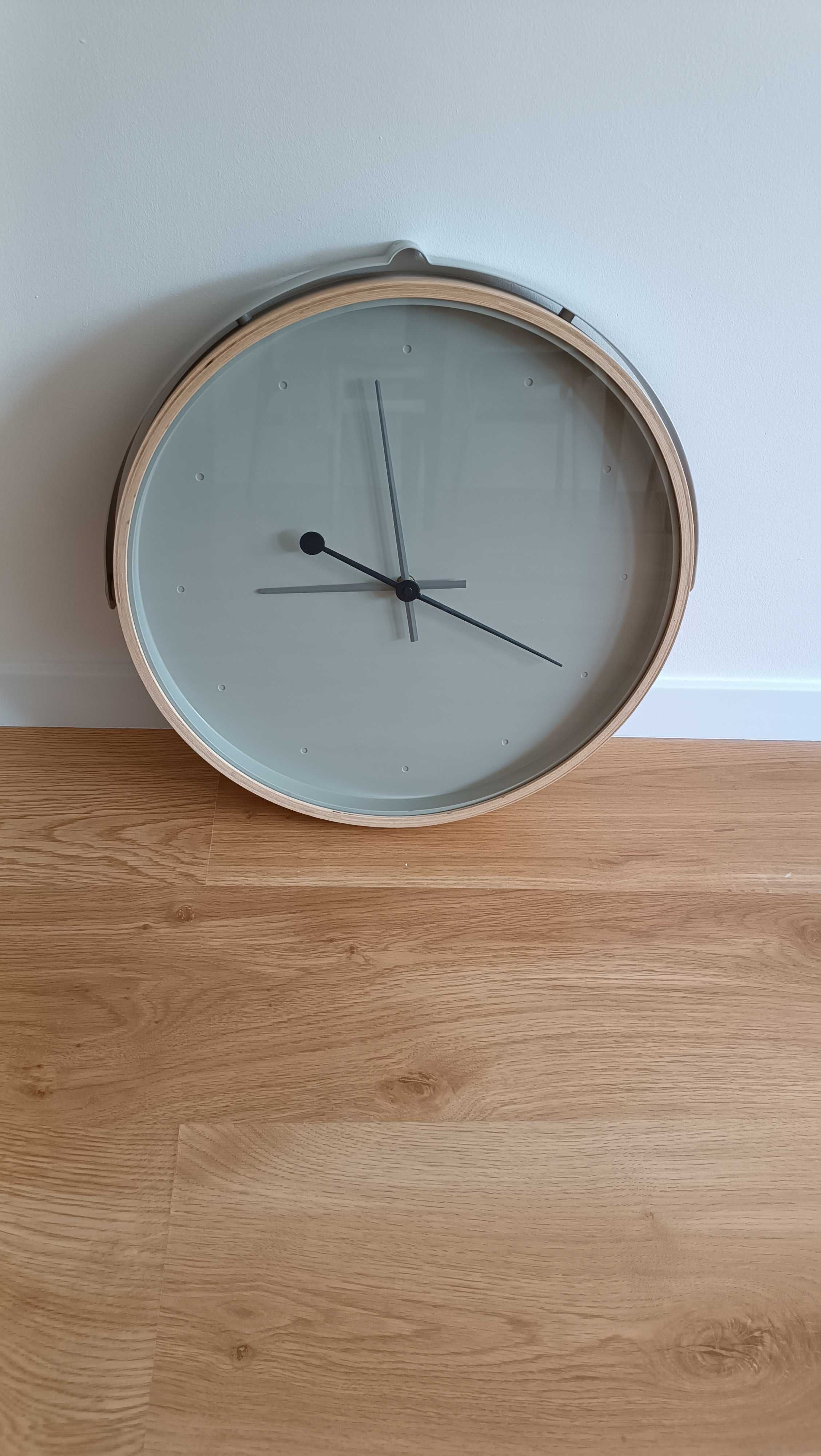 Zegar ścienny wskazówkowy IKEA