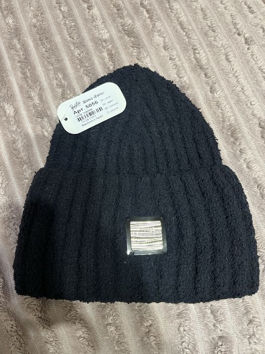 Новая женская шапка на флисе