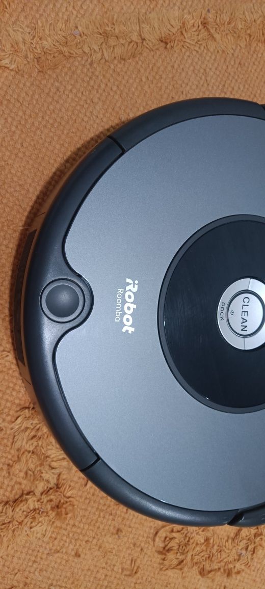 Aspirador Robot Roomba 676