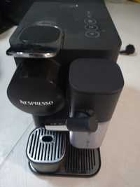 Máquina Delonghi Nespresso