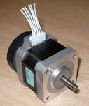 Silnik krokowy-SHINANO KENSHI-6V/1,4A/1,8 step + przewody.CNC