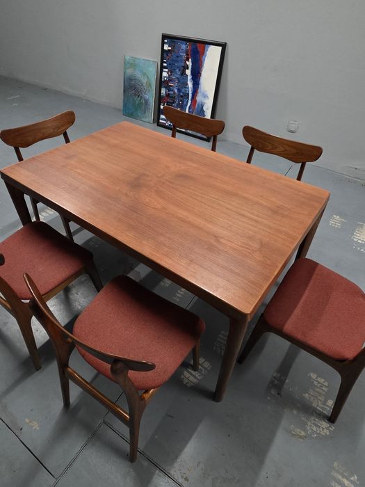 Mesa Nordica em teca da Lich Retro e 6 cadeiras