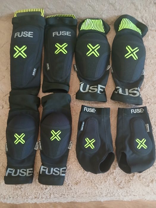 Защита Fuse Omega голени,колена,локтя ,щиколотки