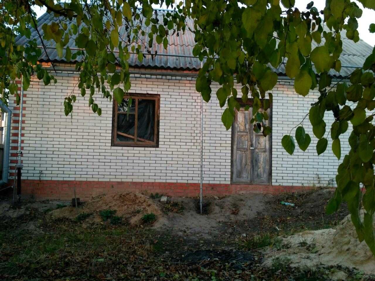 Будинок новобудова по центральній вулиці Сумська