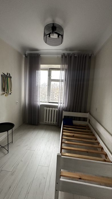 Квартира під ремонт, 3 кімнати!