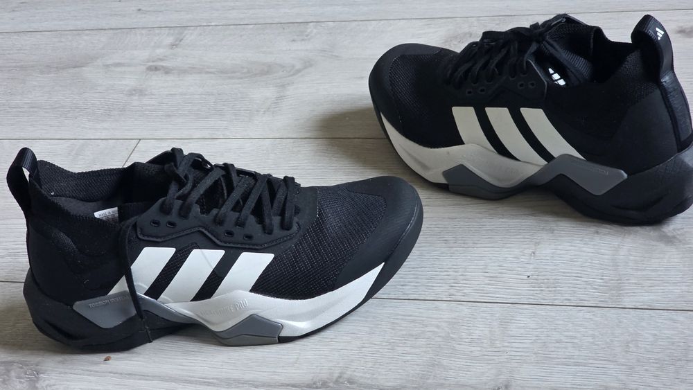 Buty Adidas rozmiar 43 unisex