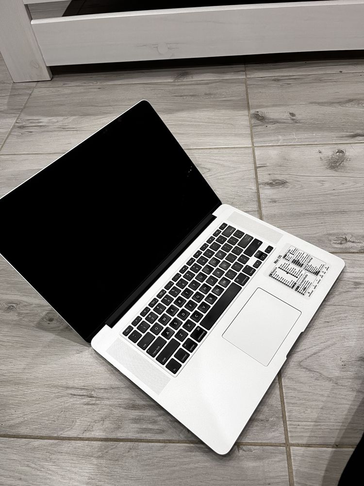 Apple macbook pro 15 2015 A1398