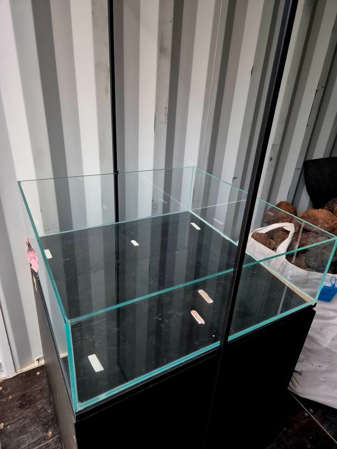 Akwarium z szafką 80 x 80 x 25 shallow wyspa