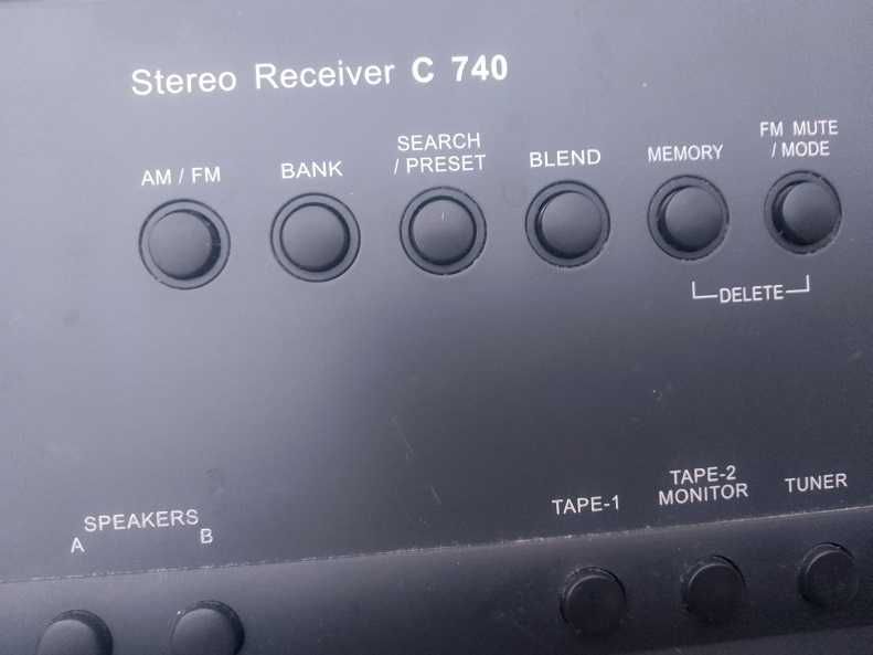 NAD C740 Amplituner
