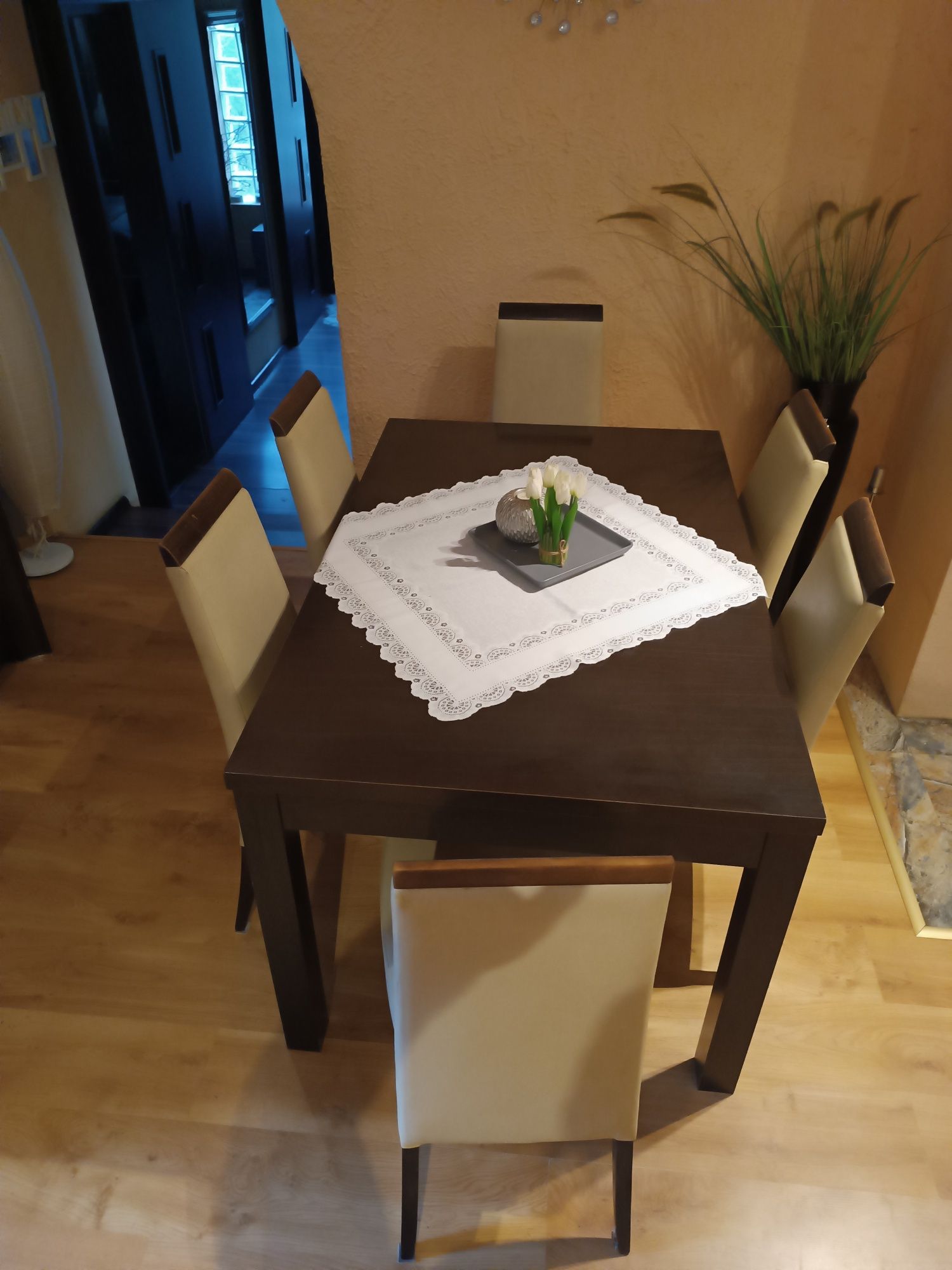 Stół + 6 krzeseł
