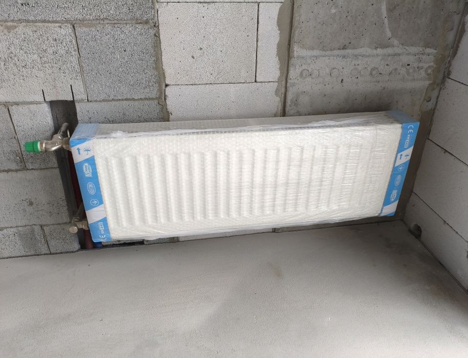 Радіатори тип 22, Romstal, бічне підключення. Нові