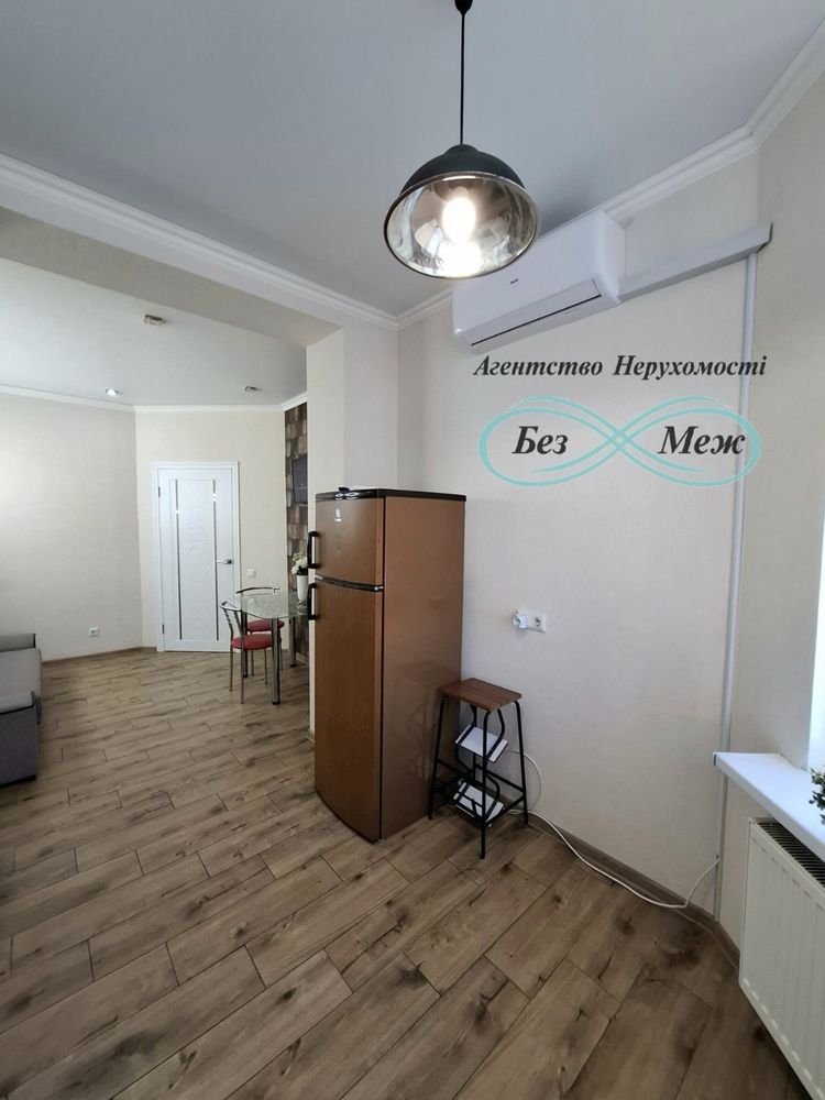 1к 40 кв м з ремонтом в центрі ЖК Софія вул.Братська 12