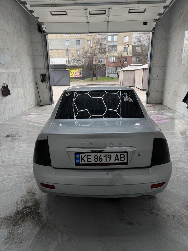 Продам приору все вопросы по телефону