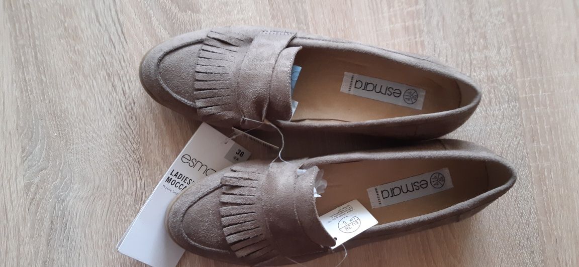 Buty nowe mokasyny 38