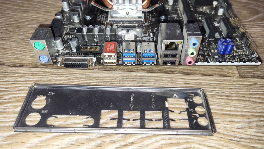 Комплект Ryzen 3 3200G+Biostar B350ET+16gb ddr4+Башня Socket AM4