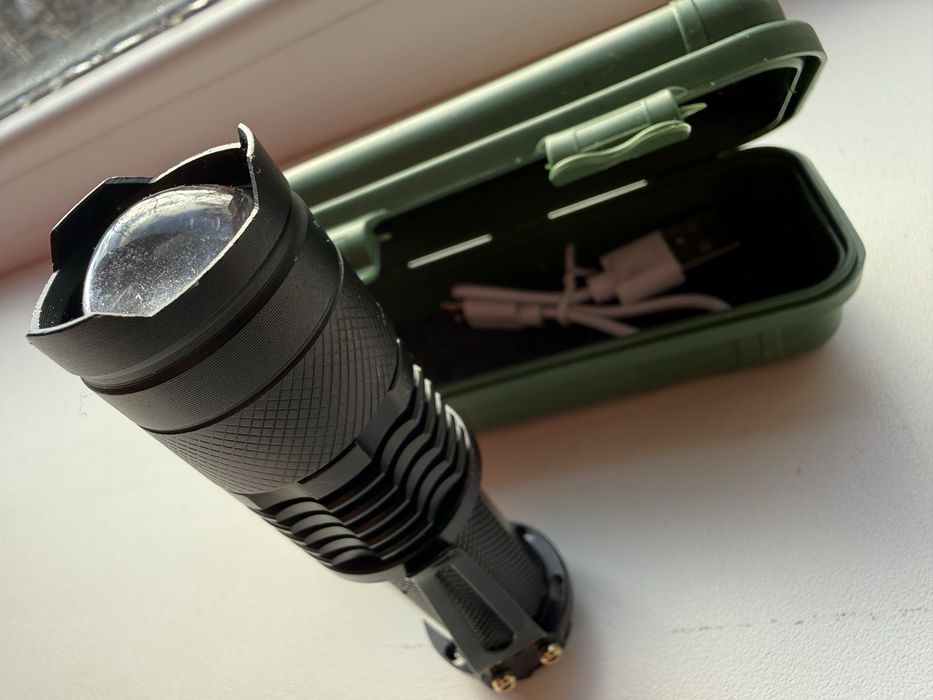 Карманный фонарик