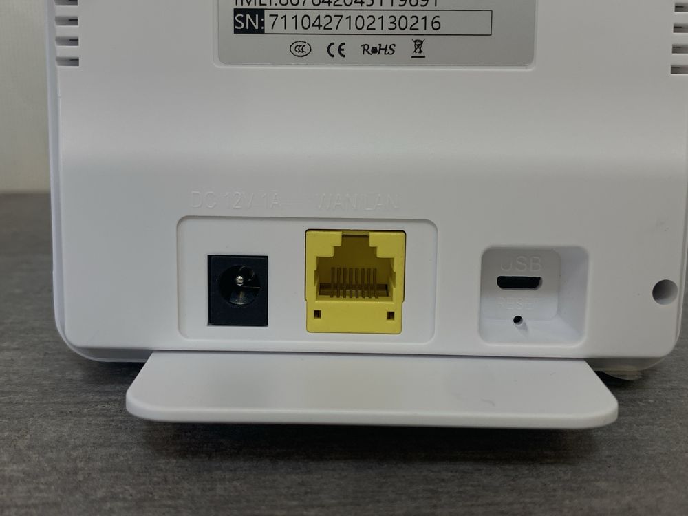 ХІТ 300Мб GSM 3G 4G LTE роутер с сим картой модем ZTE Kuwfi micro usb