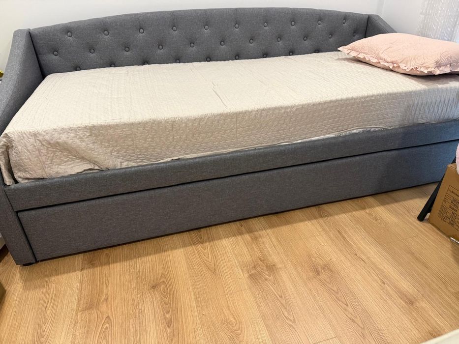 Cama de solteiro com colchao