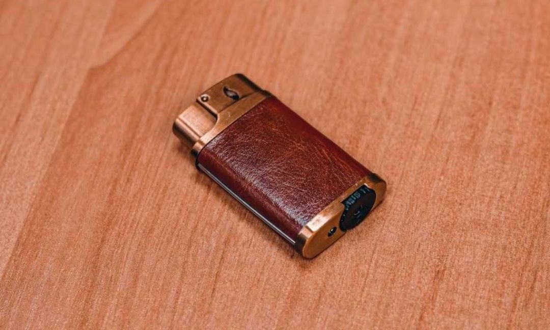 Elegancka Zapalniczka Żarowa Retro Prezent