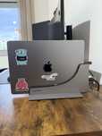 Suporte vertical Macbook Pro