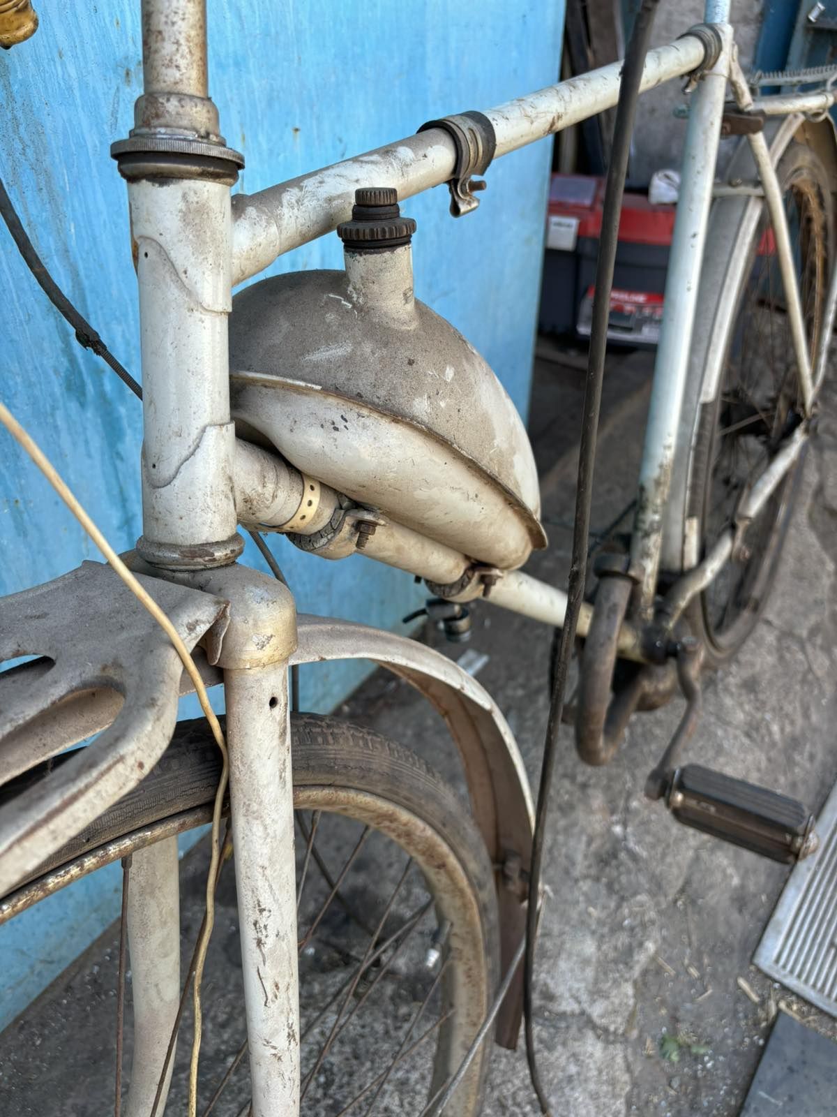 Мопед ,Дырчик ,Мотовелосипед .