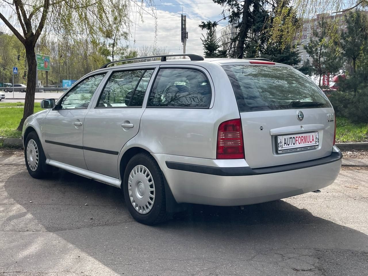 Skoda Octavia Combi Tour 1.6 MPI (ГБО) 2006 рік з Німеччини