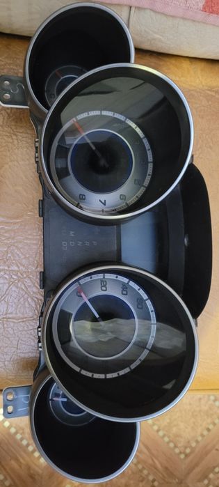 Панель приладів ACURA MDX.