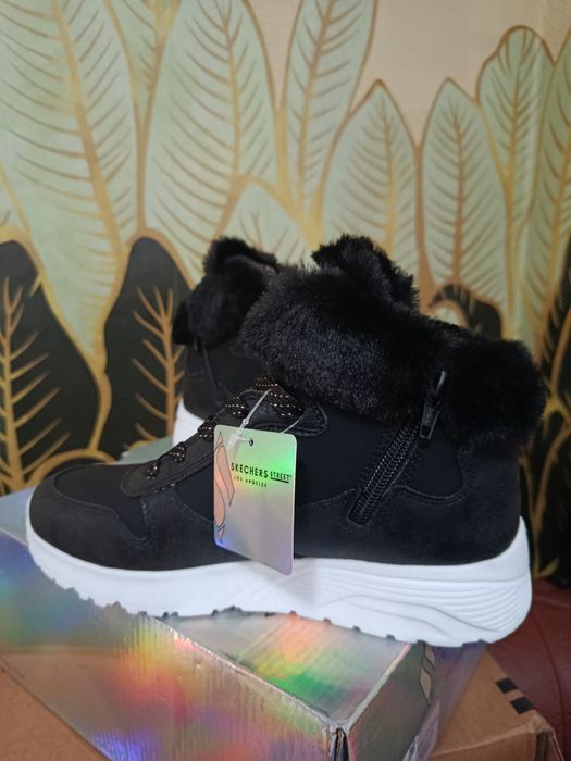 Skechers 35 36 сапоги ботінки демісезон євро зима теплі кросівки