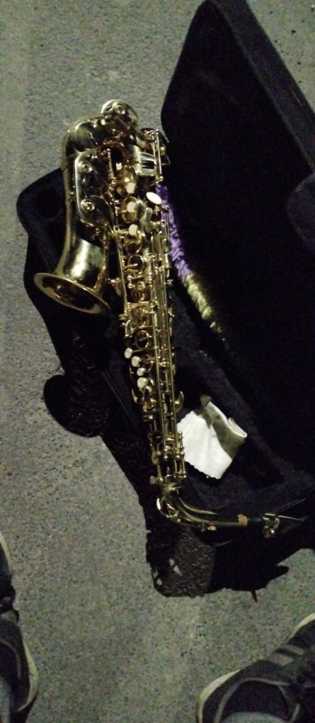 Saksofon altowy używany