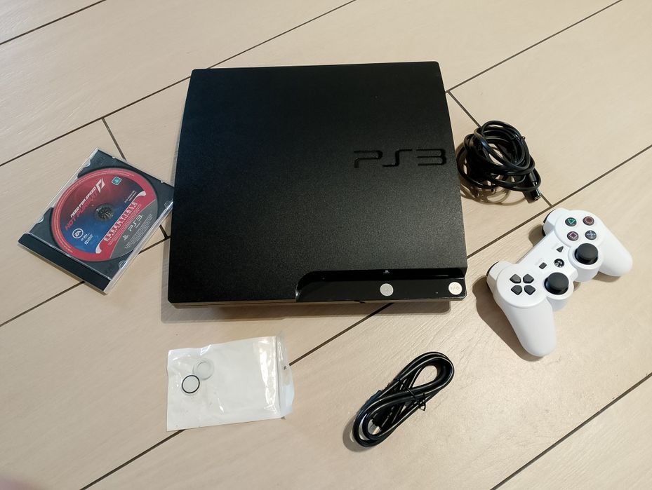 Konsola Ps3 PlayStation 3 Super Slim 320GB Stan idealny Zestaw Gra Pad