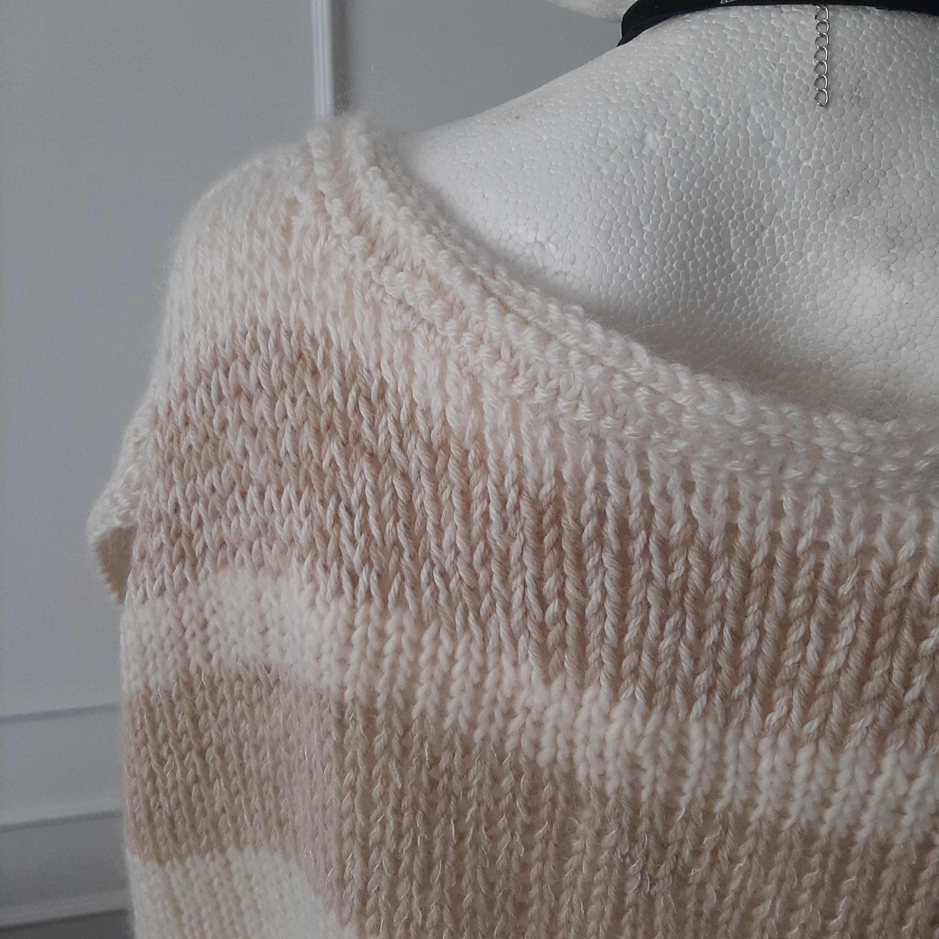 Hand made bezrękawnik wełna wool krem beż
