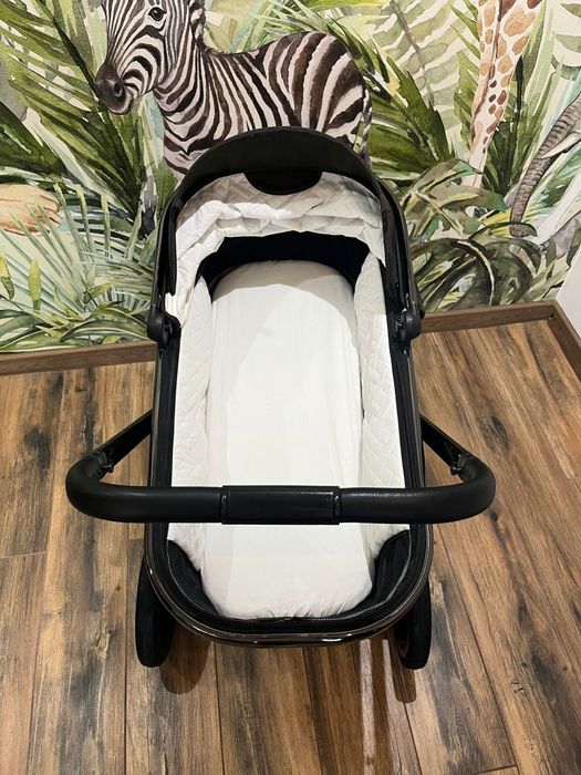 Sprzedam wózek Muuvo Quick 3.0i fotelik britax romer z bazą