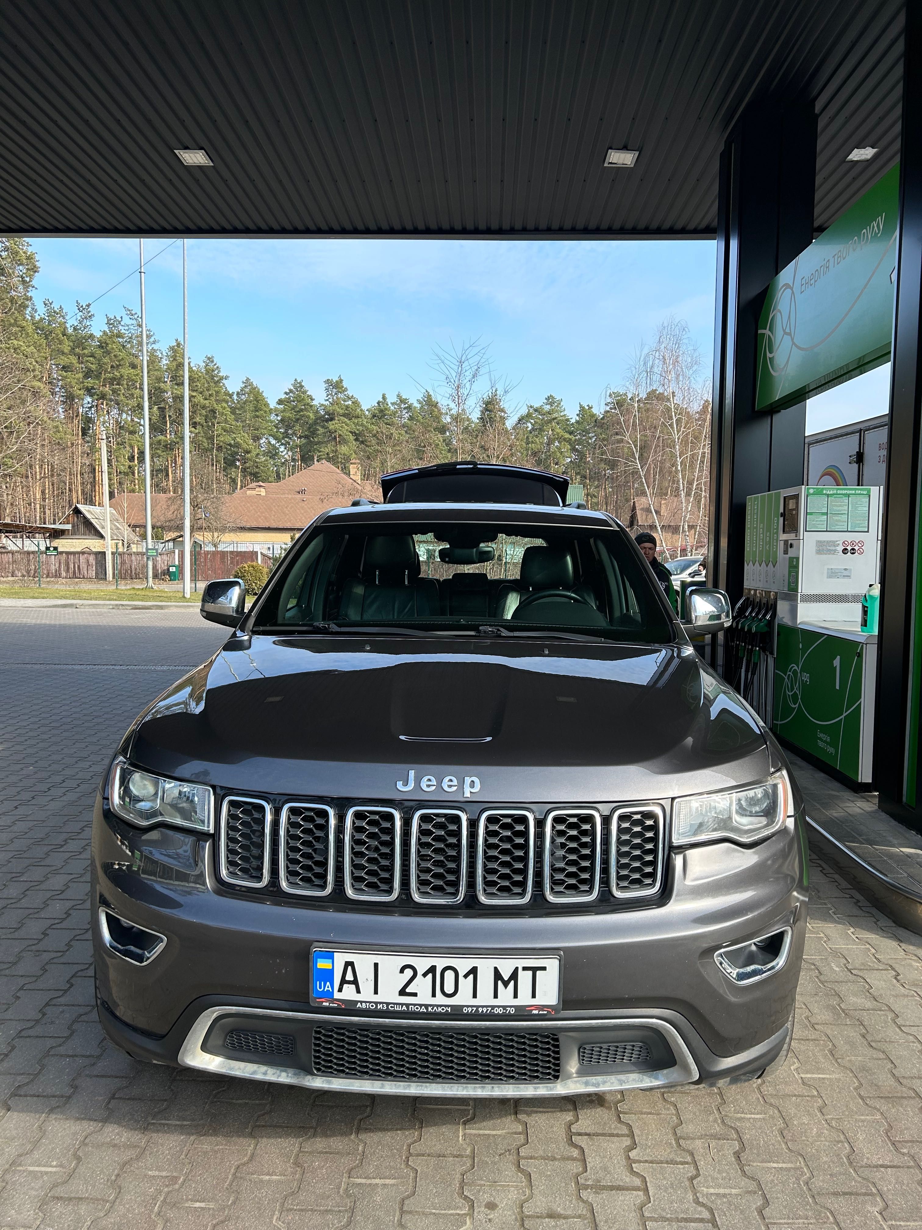 Продам Jeep Grand Cherokee 2017