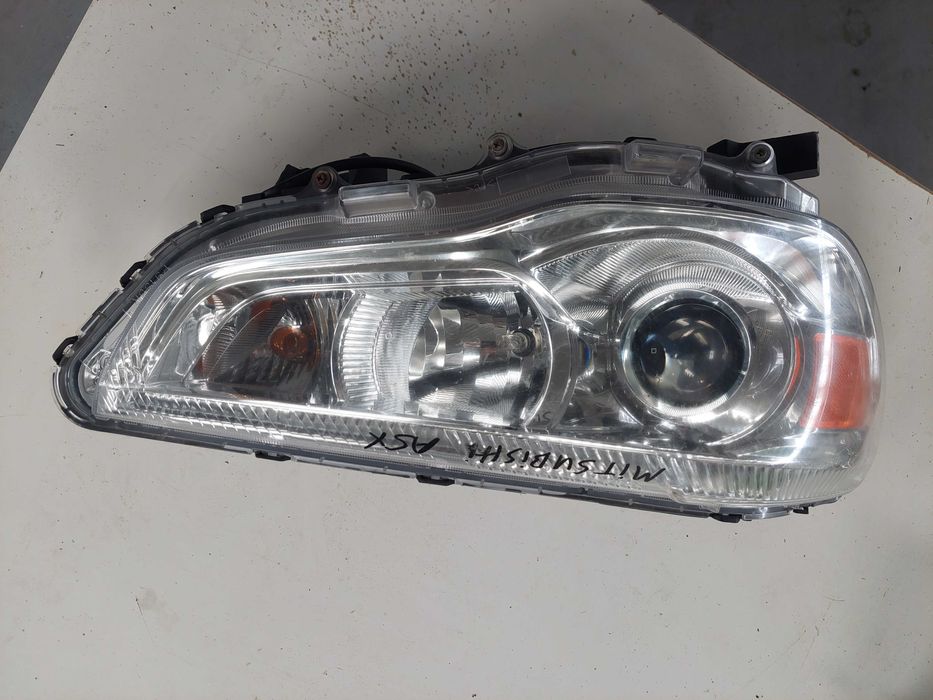 farol direito Mitsubishi asx