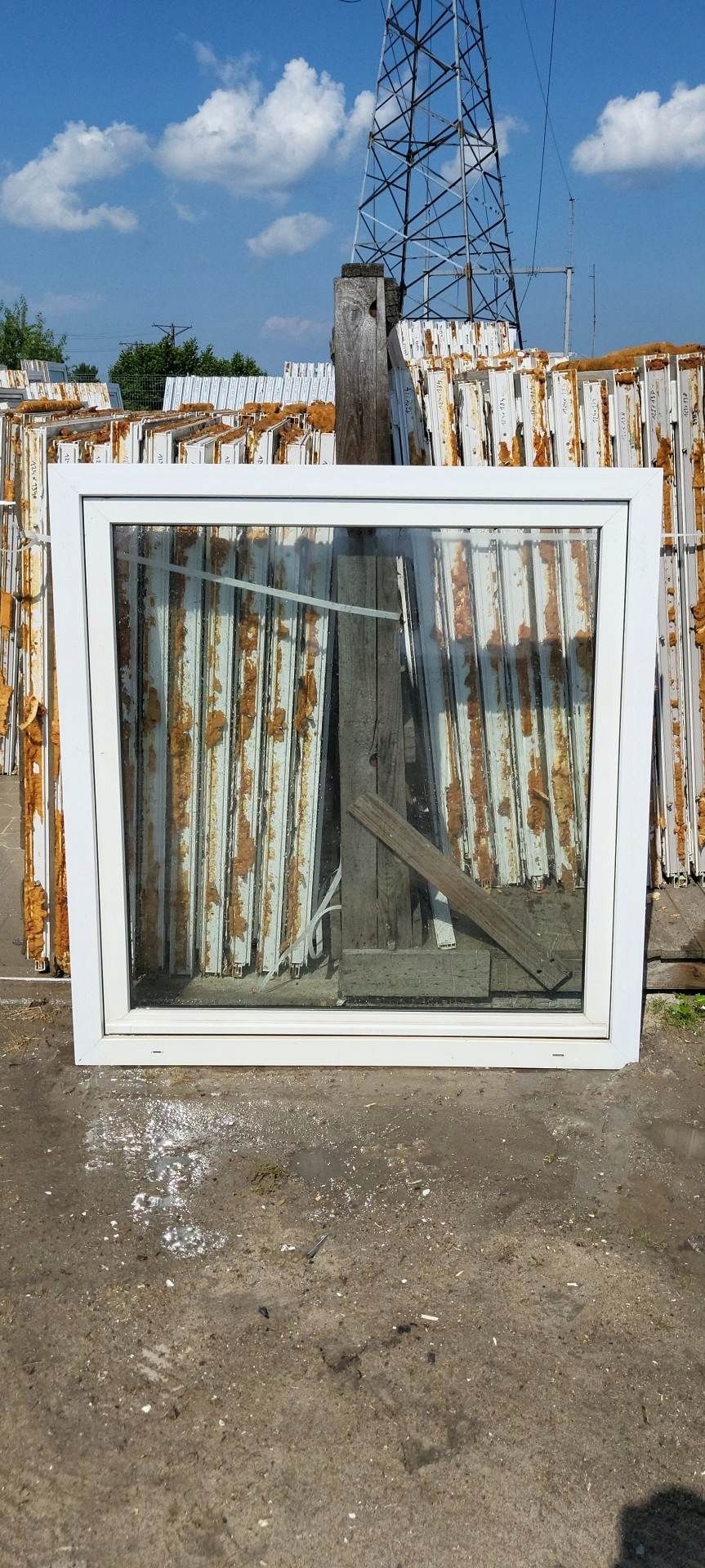 OKNA Używane 130X135 OKNO KacprzaK Plastikowe PCV Lider Okna
OLX