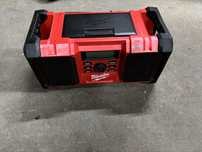 Radio Milwaukee M18