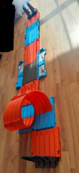 Hot Wheels Track Builder Mega Tor Zestaw