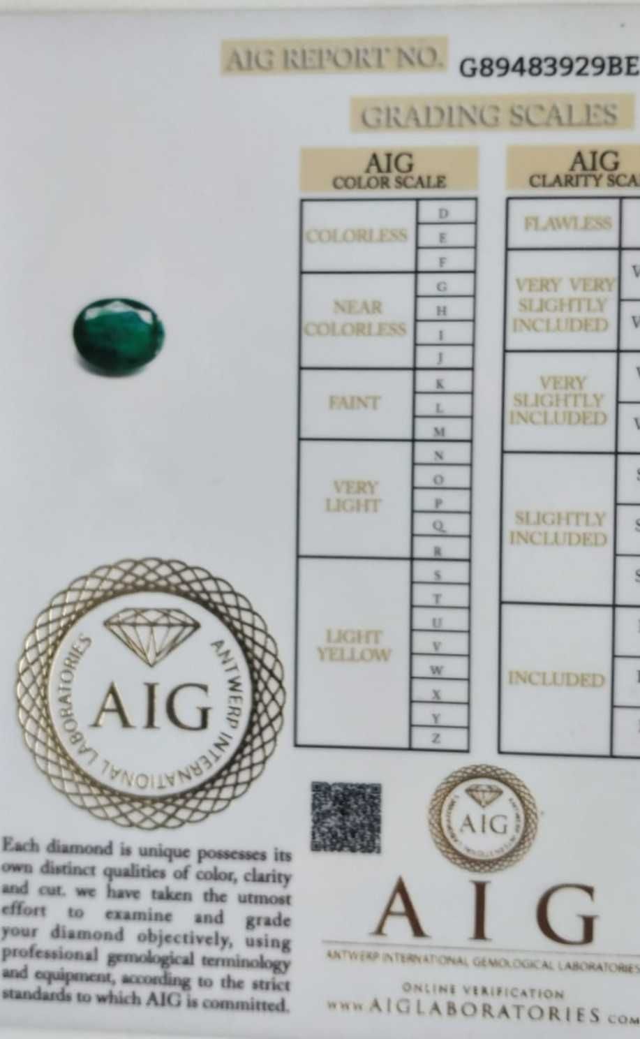 Esmeralda natural com o peso de 2,03 Cts, , Talhe Oval, Certificado