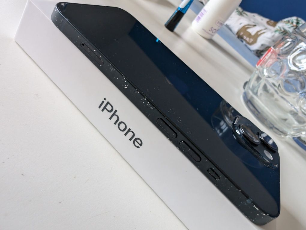 IPhone 14 128 GB, 85% baterii
